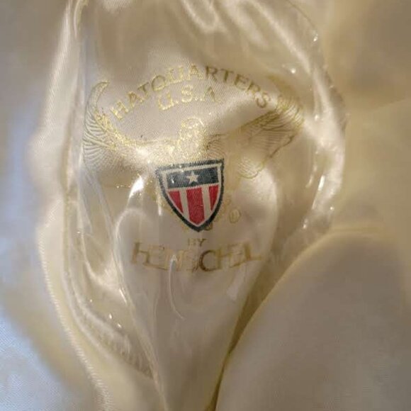 Men's Waterproof Oilskin Hat - Picture 3 of 5